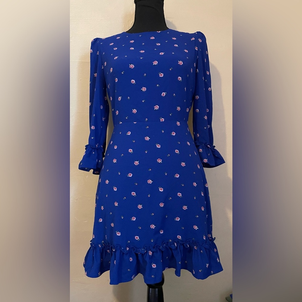 Elegant Blue Floral Dress